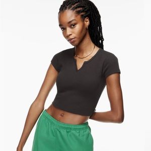 Tna. Cropped black tee XS. Never worn, purchased from Aritzia